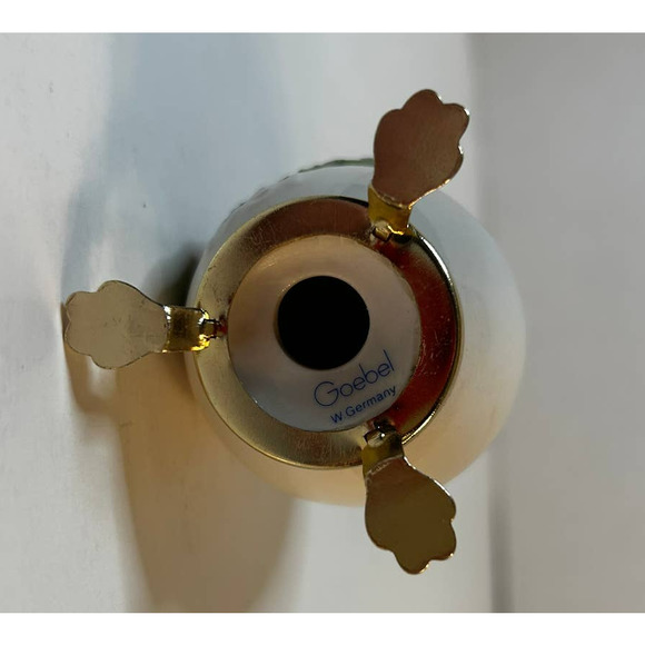 Vintage Goebel 1981 4th Annual Porcelain Easter Egg LAMB With Gold Stand - Picture 4 of 4